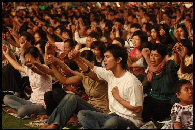 Polsek Ciksel Jaga Ketat Gereja Di Lippo Cikarang Polsek Ciksel Jaga Ketat Gereja Di Lippo Cikarang