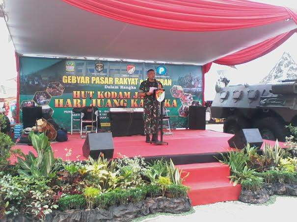 Korem 051 Wijayakarta Helat Pasar Rakyat