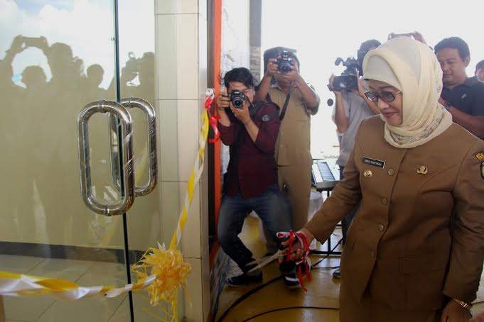 Bupati Indramayu Resmikan TPI Dadap Bupati Indramayu Resmikan TPI Dadap