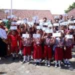 Cirebon Power Salurkan Dana CSR untuk Siswa SD Berprestasi