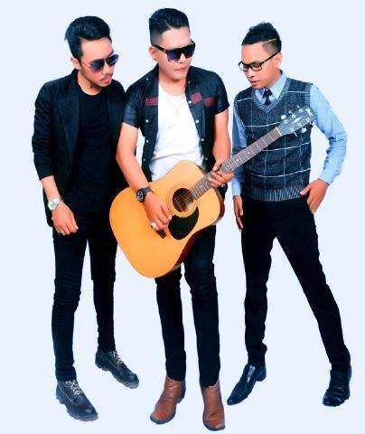 Teken Kontrak dengan Nagaswara, DERAMA Langsung Rilis "Jangan Bilang Sayang" Teken Kontrak dengan Nagaswara, DERAMA Langsung Rilis "Jangan Bilang Sayang"