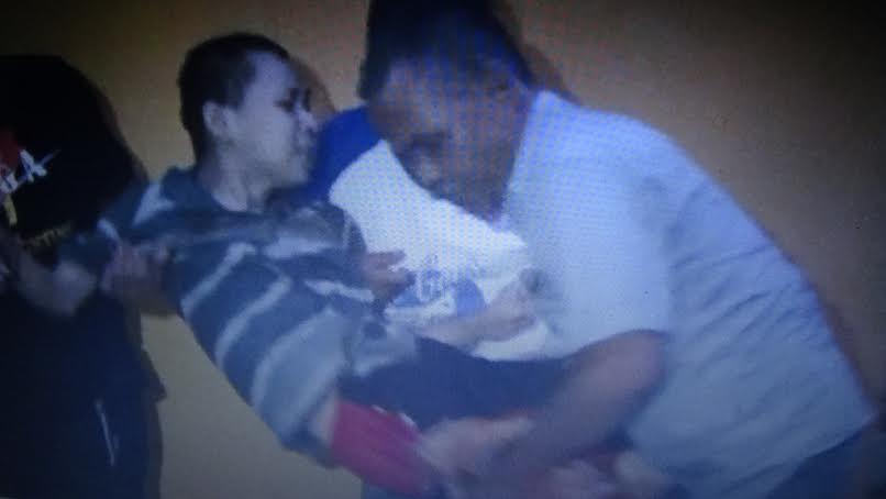 Sering Ngamuk, Remaja Ini Dipasung Dalam Kotak Ukuran Satu Meter