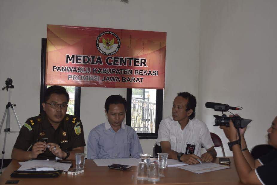 Panwaslu Temukan 12 Pelanggaran Pilkada Bekasi