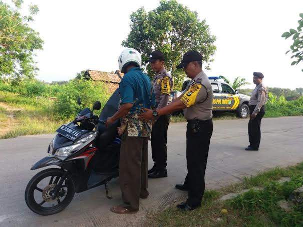 Jajaran Polsek Di Kabupaten Bekasi Gelar Operasi Cipkon