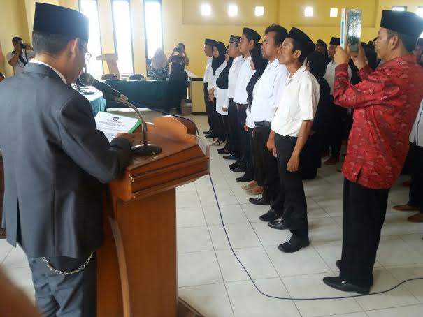 Panwaslu Kabupaten Bekasi Lantik PTPS Tingkat Kecamatan