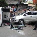 Tabrakan Karambol Di Tasik, Bus Jungkir Balik