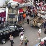 Honda Jazz Terjun Bebas Dari Lantai 2 Matahari Mall