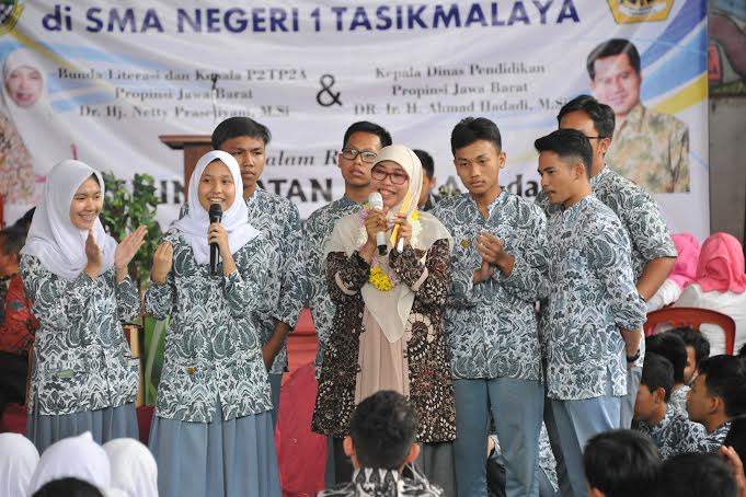 Kampanyekan Literasi, Netty Roadshow Ke Tasikmalaya