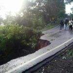 Longsor, Jalur Utama Kuningan - Tasik Lumpuh Total