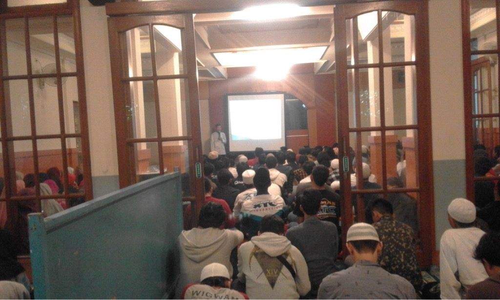 XTC Gelar Kegiatan Agama, Masjid Sampai Overload Tampung Anggotanya