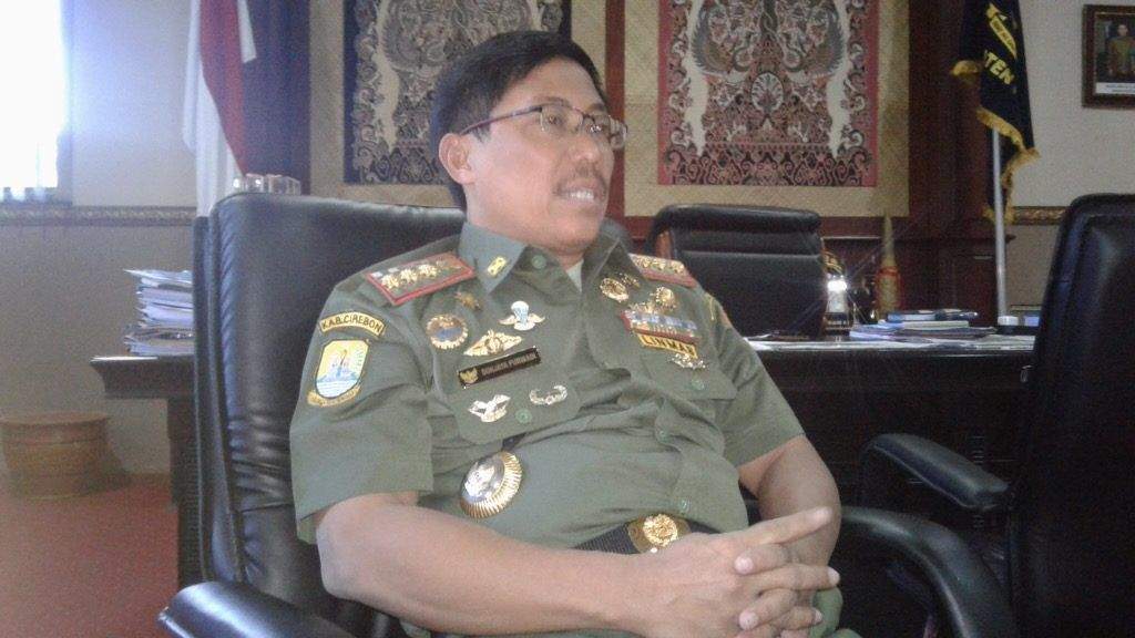 Sunjaya Ngebet "Pinang" Yuningsih Di Pilbup Cirebon 2018