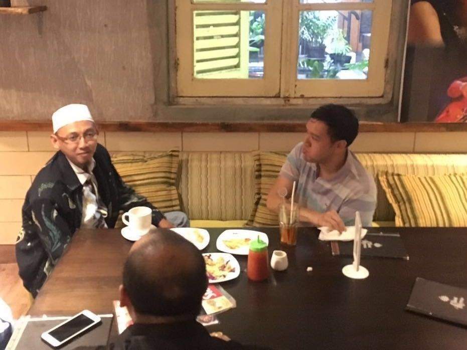 Jelang Pilbup Cirebon, Kang Luthfi: Kita Dengan Golkar Sudah Mesra Jelang Pilbup Cirebon, Kang Luthfi: Kita Dengan Golkar Sudah Mesra