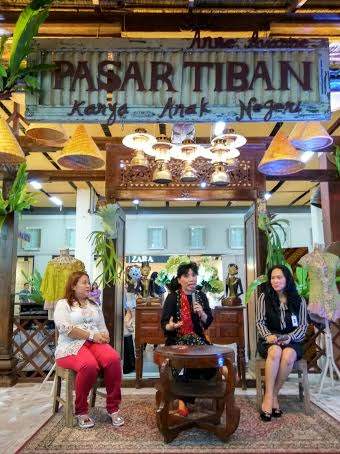 Pasar Tiban 5 Bandung Pamerkan 10 Ribu Batik Karya Anak Negeri