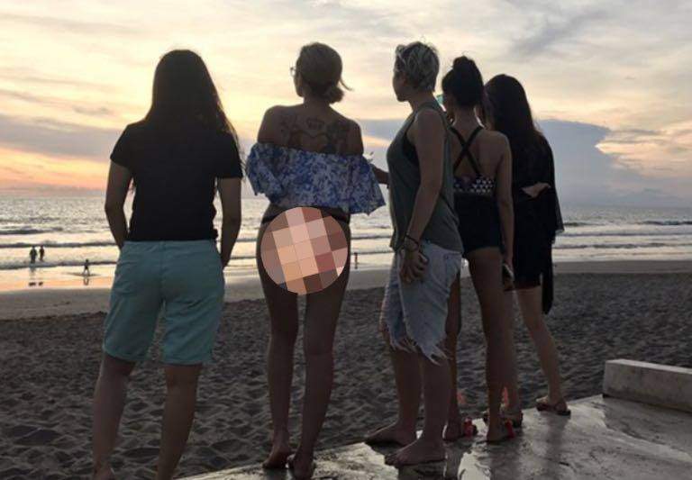 Video Nikita Mirzani Begini Dapat Banyak Komentar Dari Netizen Video Nikita Mirzani Begini Dapat Banyak Komentar Dari Netizen