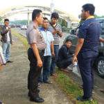 Cek Ban Kempes, Uang Rp 350 Juta Di Jok Mobil Raib