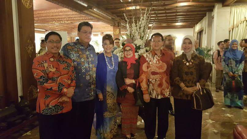Istri Ketua DPP PDIP Beri Klarifikasi Pertemuan Sunjaya - Megawati