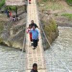 Wagub Demiz Tinjau Jembatan Rawayan Penghubung Garut - Cianjur