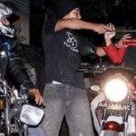 Bela Pelanggan, Tukang Sate Duel Dengan Dua Perampok Bercerulit