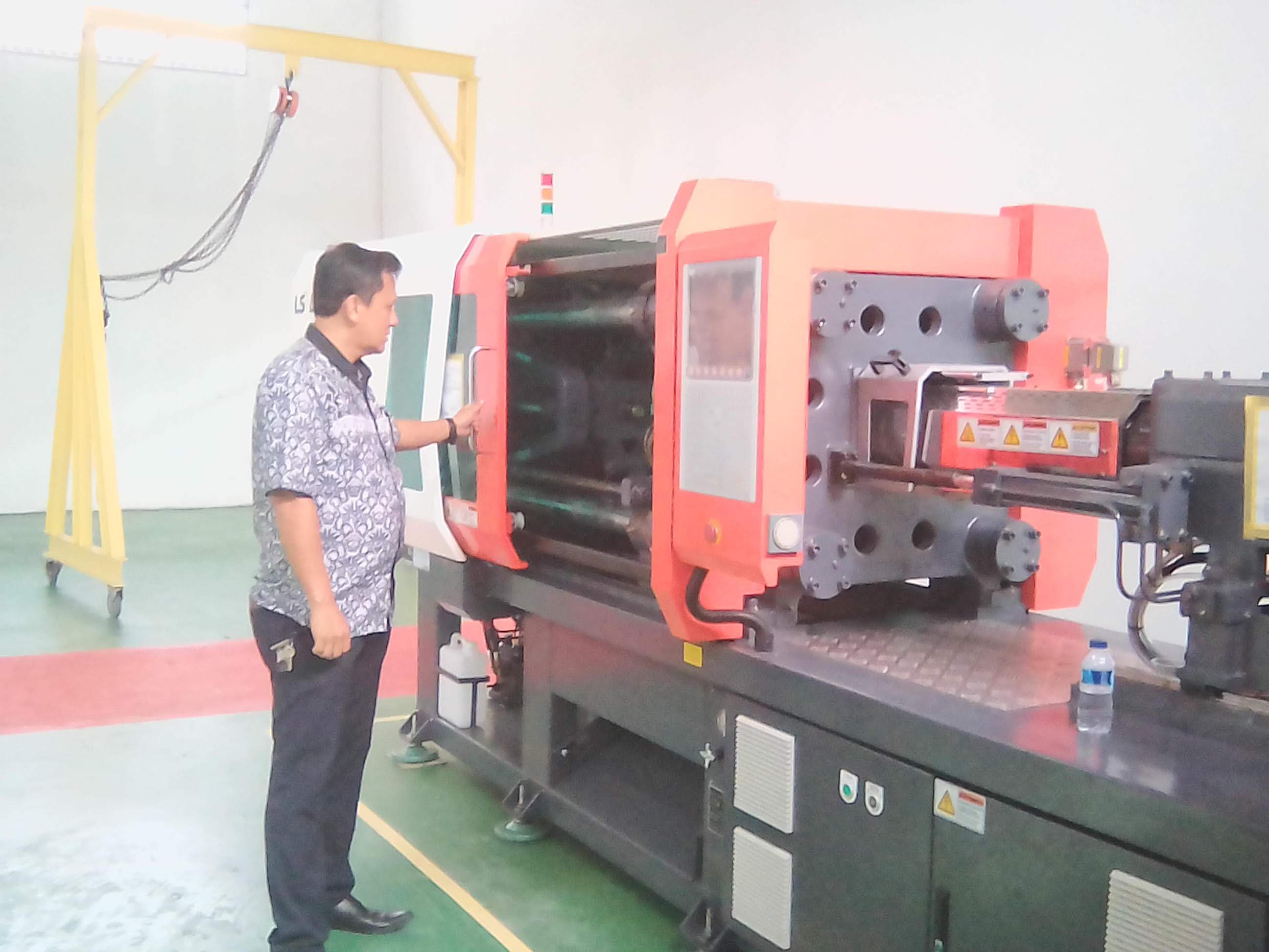 Lapas Cikarang Uji Coba Produksi Barang Berbahan Plastik