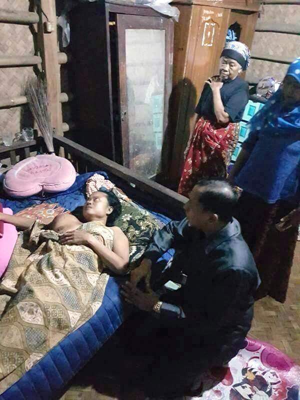 Setelah Ramai Diberitakan, Akhirnya Komisi IV Besuk Penderita Tumor Ganas di Sukamahi