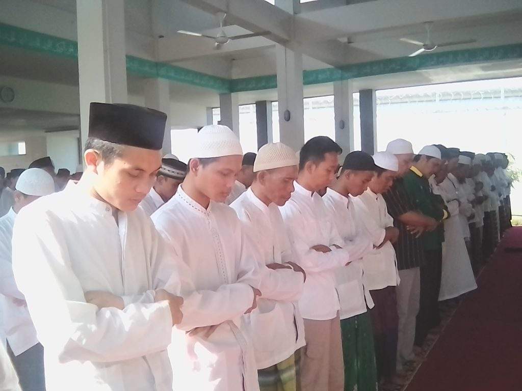 500 WBP Lapas Cikarang Hatam Al Qur'an Pecahkan Rekor MURI