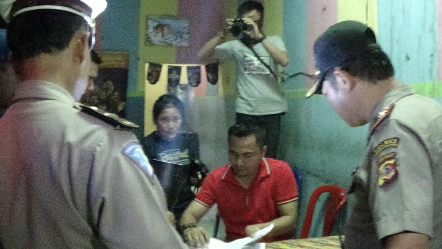 Jual Miras, Kafe Di Tasik Kota Disegel Satpol PP Jual Miras, Kafe Di Tasik Kota Disegel Satpol PP