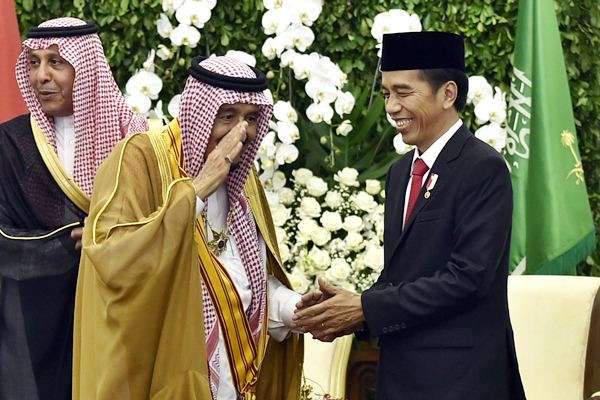 Ini Curhatan Kekecewaan Jokowi Disela Sambutannya Di Ponpes Buntet Kab Cirebon