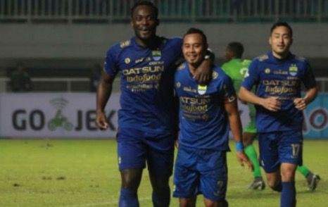 Liga Gojek Traveloka, Persib Tumbangkan Sriwijaya 2 - 0 Liga Gojek Traveloka, Persib Tumbangkan Sriwijaya 2 - 0