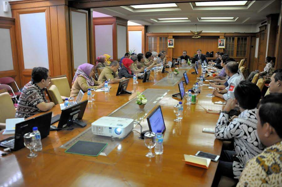 Cegah HIV-AIDS Jabar Gandeng AIDS Healthcare Foundation