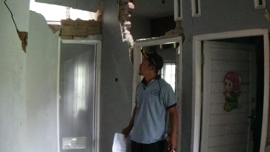 Jumlah Kerusakan Rumah Gempa Tasik Terus Bertambah Jumlah Kerusakan Rumah Gempa Tasik Terus Bertambah