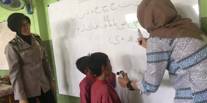 Geliat Polwan Polres Karawang Diluar Kamtibmas