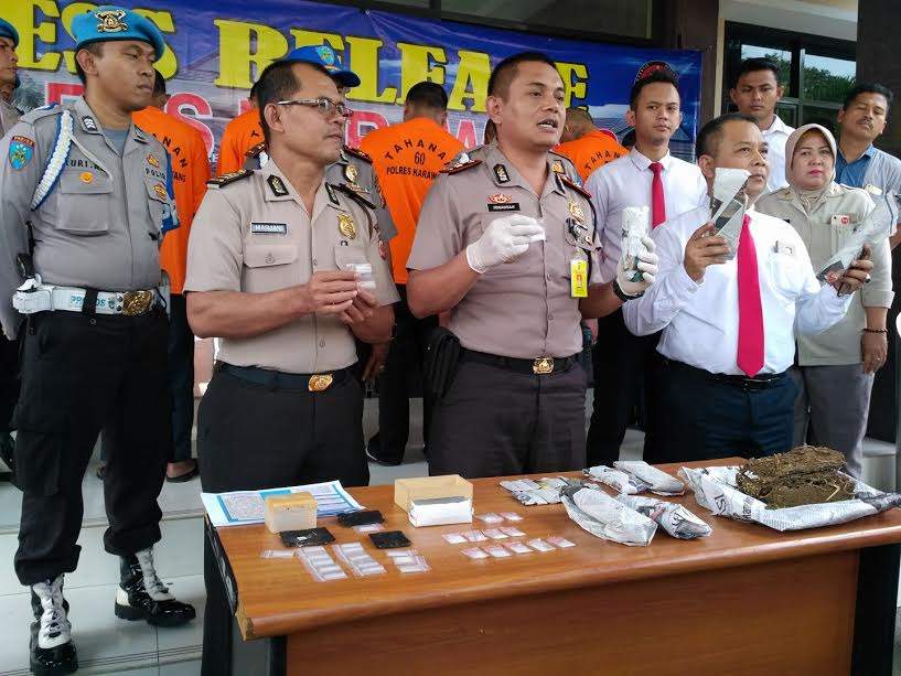 Bandar dan Pengedar Ganja Dibekuk Polisi