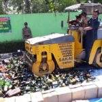 Walikota Cirebon Gilas Ribuan Botol Miras