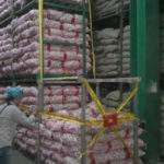 Gudang Penimbunan Bawang Putih Milik PT TPI Digerebek Polisi