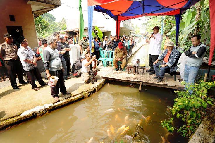 Eco-Village, Warga Bendungan Panen Ikan Dari Selokan