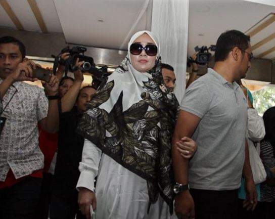 Firza Huzein Naik Status, Dari Saksi Jadi Tersangka Firza Huzein Naik Status, Dari Saksi Jadi Tersangka