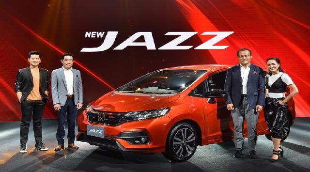 Hatchback Andalan Honda Ini Menyedot Perhatian