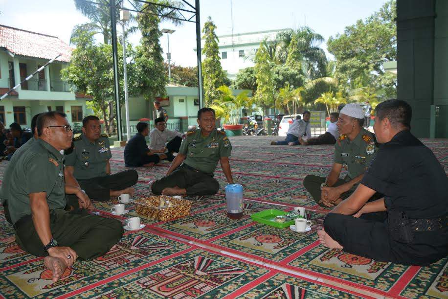 Brimob Polda Metro Jaya Kunjungi Makorem 051/Wijayakarta