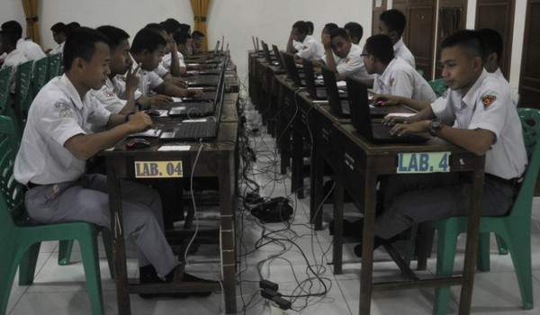 SMAN 1 Denpasar Raih Peringkat Terbaik Hasil UN