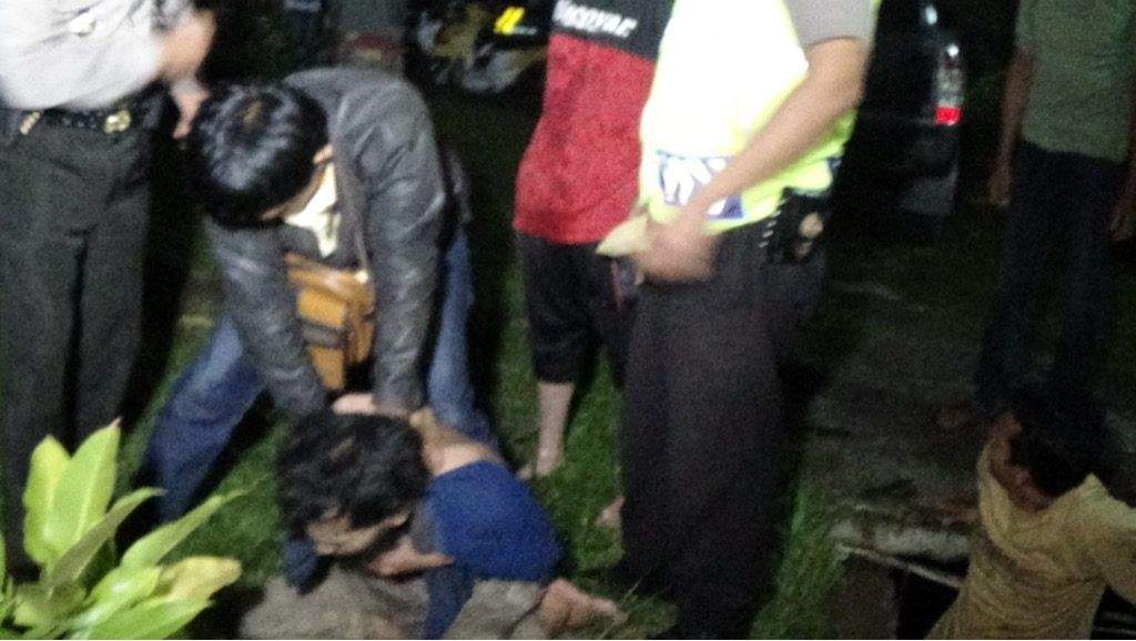 Dikira Mayat, Laki-laki yang Tergeletak Ini Ternyata...