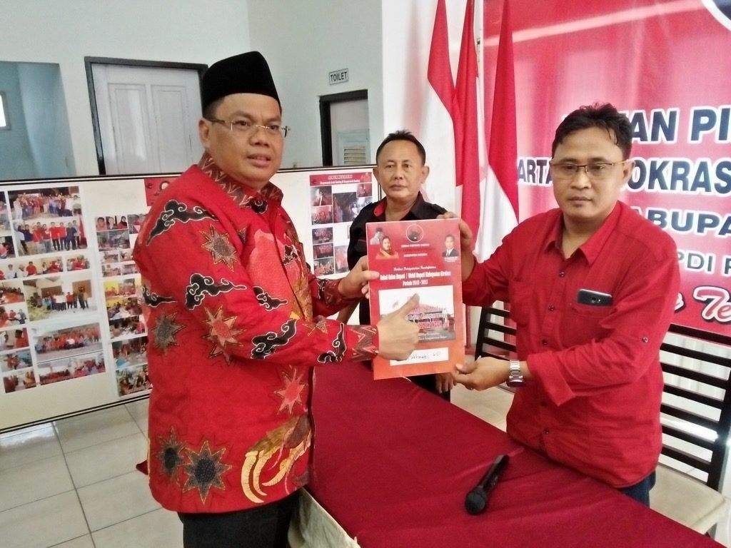 Rakhmat: Sangat Optimis Rekomendasi PDIP Turun Ke Saya! Rakhmat: Sangat Optimis Rekomendasi PDIP Turun Ke Saya!