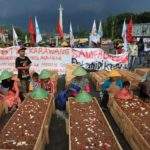 Petani Karawang Aksi Kubur Diri di Jakarta