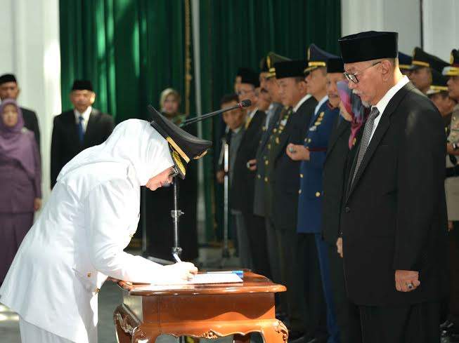 Imas Akhirnya Resmi Jadi Bupati Subang Definitif Hingga 2018