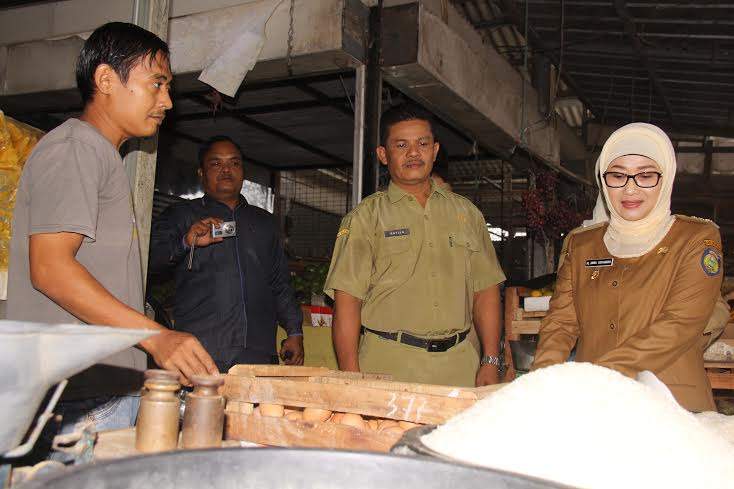 Pertengahan Ramadhan Harga Sembako Turun