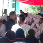 Jokowi Datang, Siswa Rela Tinggalkan Kelas Saat KBM Berlangsung