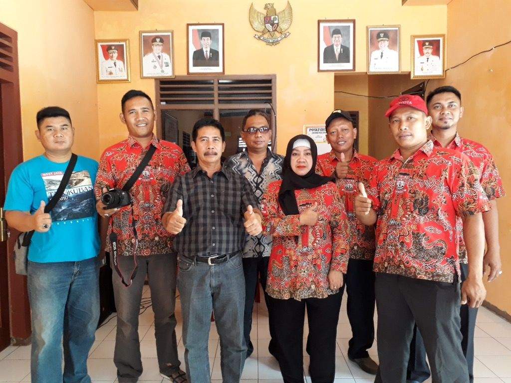 Gunakan DD 2017, Desa Jatirenggang Kebut Pembangunan untuk Sambut Lebaran Gunakan DD 2017, Desa Jatirenggang Kebut Pembangunan untuk Sambut Lebaran