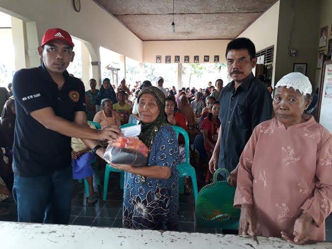 Desa Hulubantenglor Perkuat Infrastruktur & Berikan Sumbangan Jelang Lebaran Desa Hulubantenglor Perkuat Infrastruktur & Berikan Sumbangan Jelang Lebaran