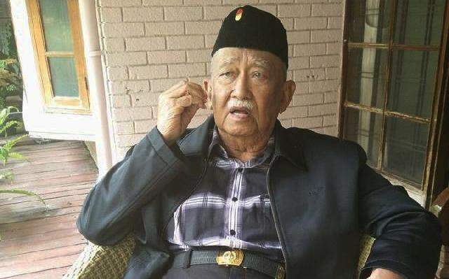 Jokowi Batal Layat Mantan Gubernur Jabar Solihin GP Karena Ini Jokowi Batal Layat Mantan Gubernur Jabar Solihin GP Karena Ini