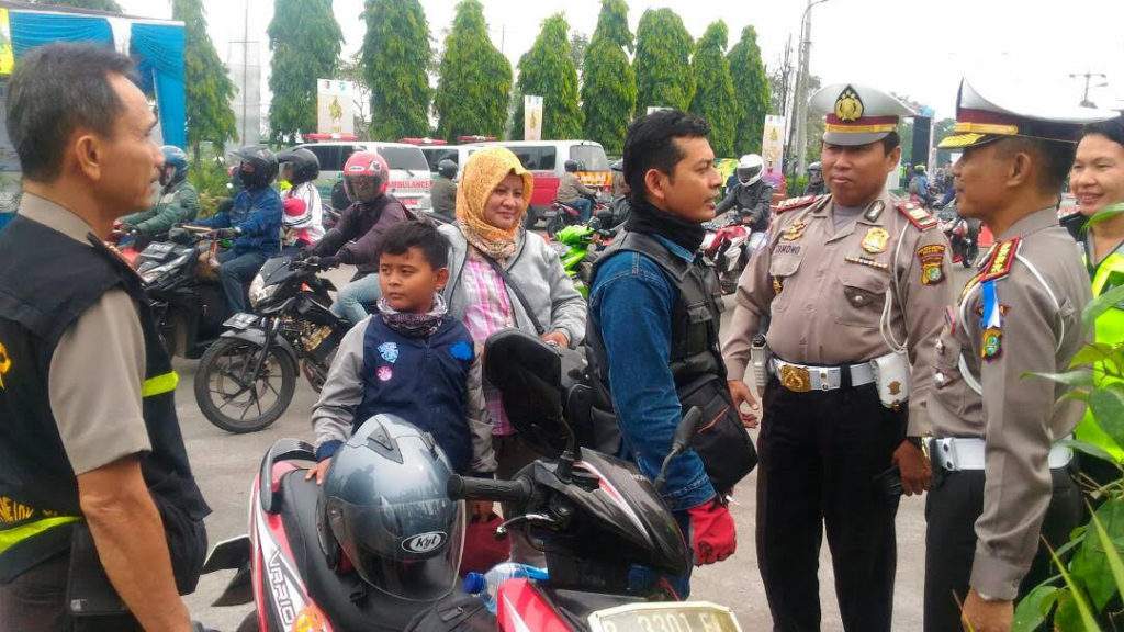 Dir Lantas Polda Metro Jaya Lakukan Kunjungan Ke Check Point Kedung Waringin
