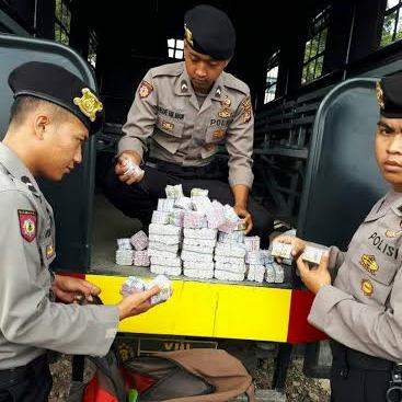 Sebanyak 14.000 Petasan Dirazia Polres Tasik Kota
